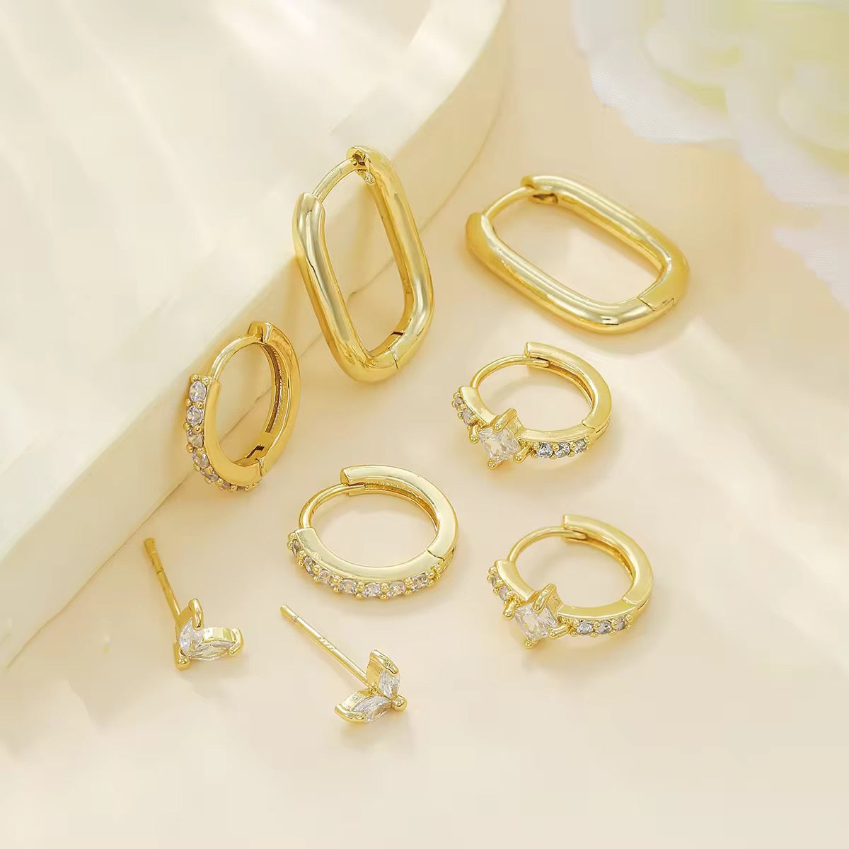 Golden Crush Piercing Set (In pair)