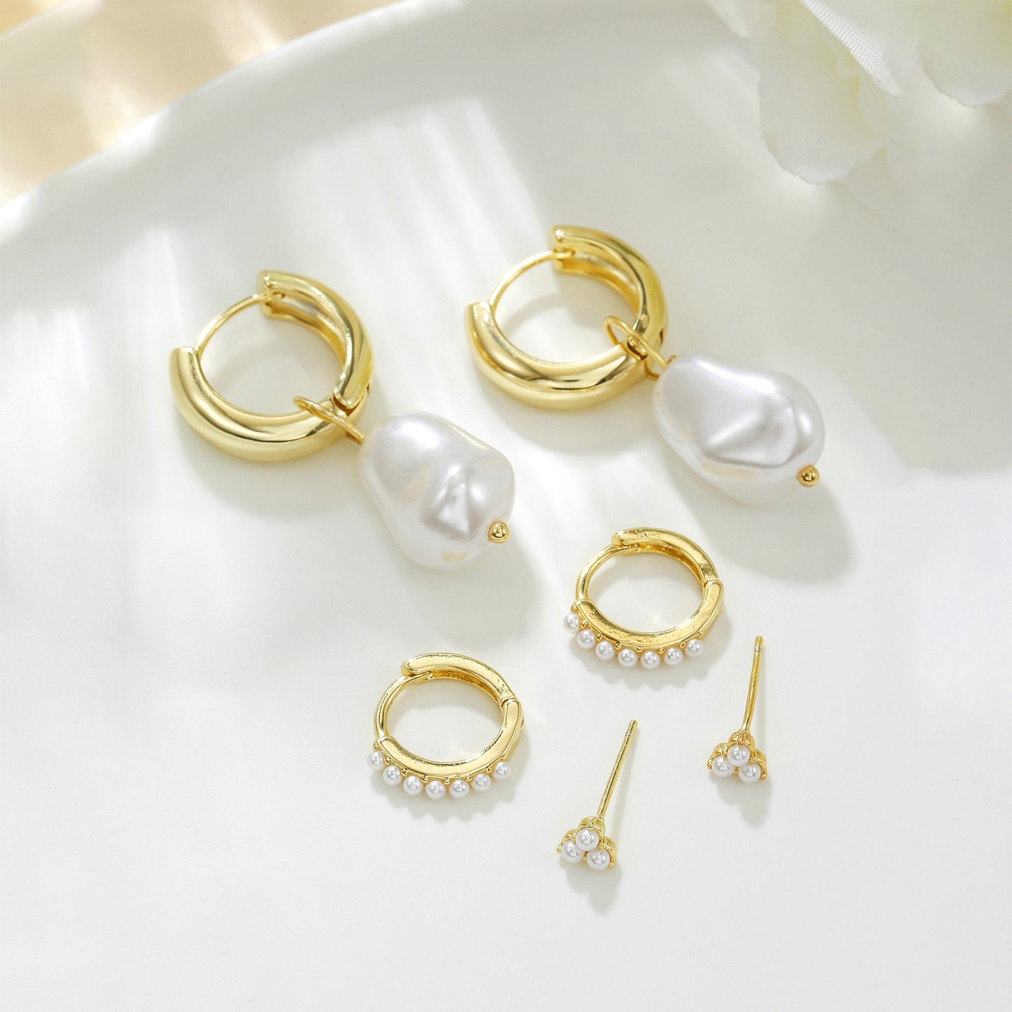 Classic Pearl Piercing Set (In pair)