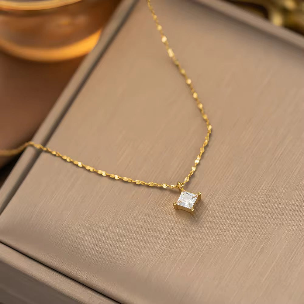 Solitaire Necklace 2.0