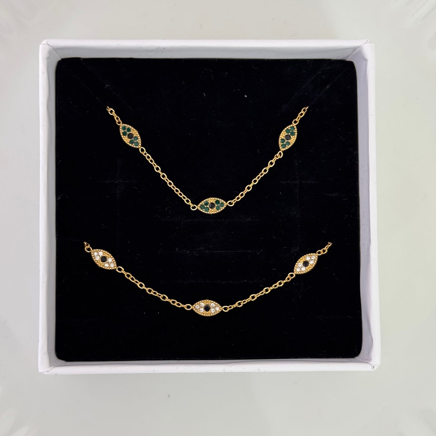 Gaze Bracelet