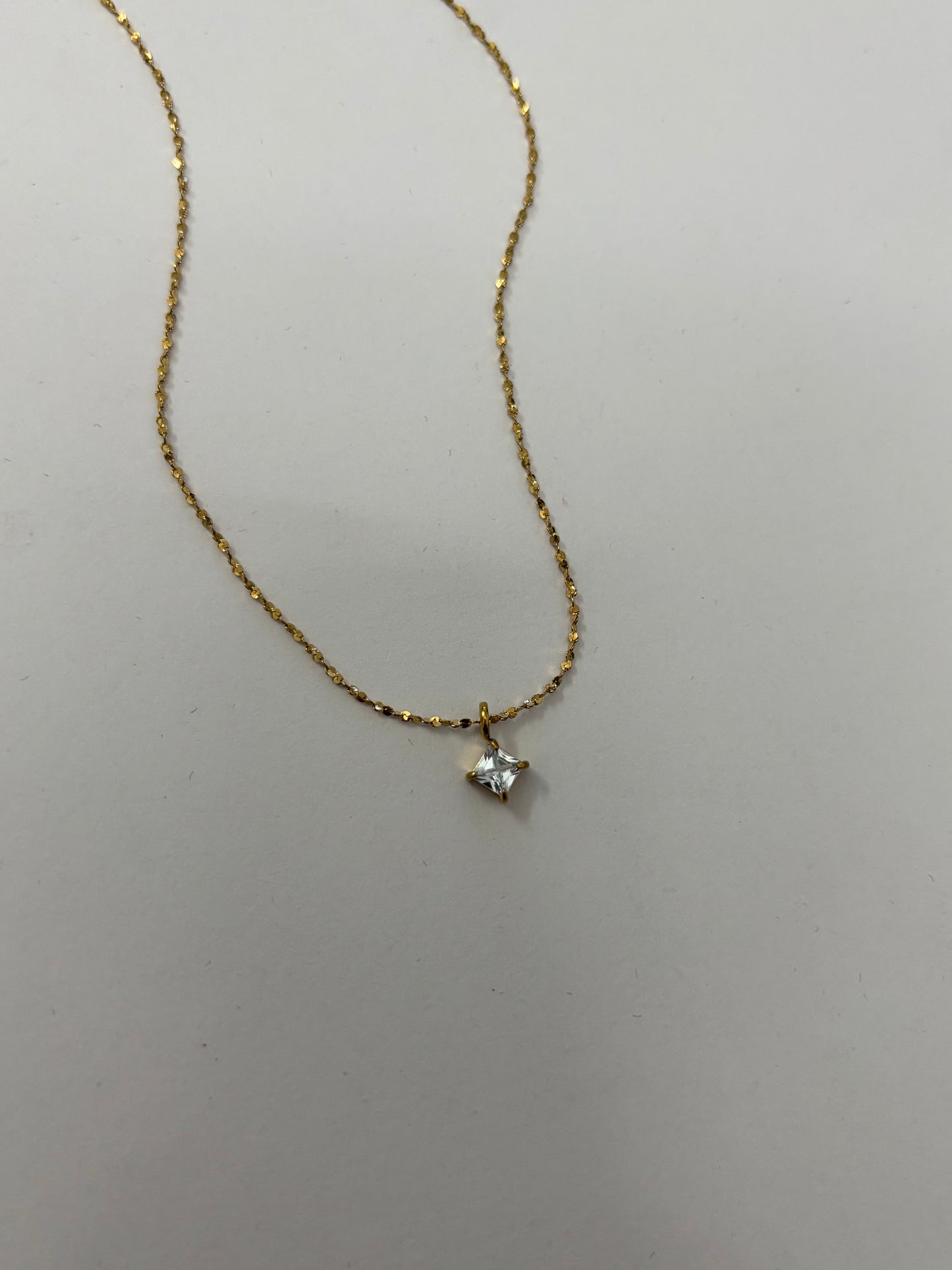Solitaire Necklace 2.0