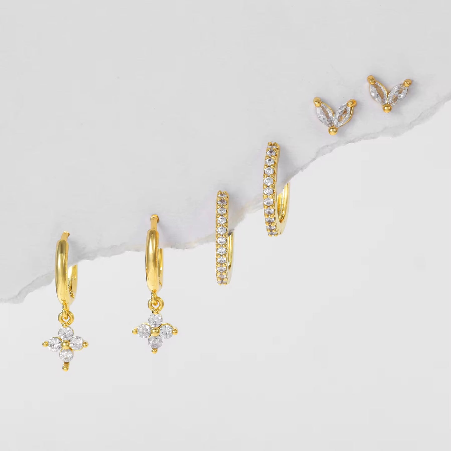 Spark Piercing Set (In pair)