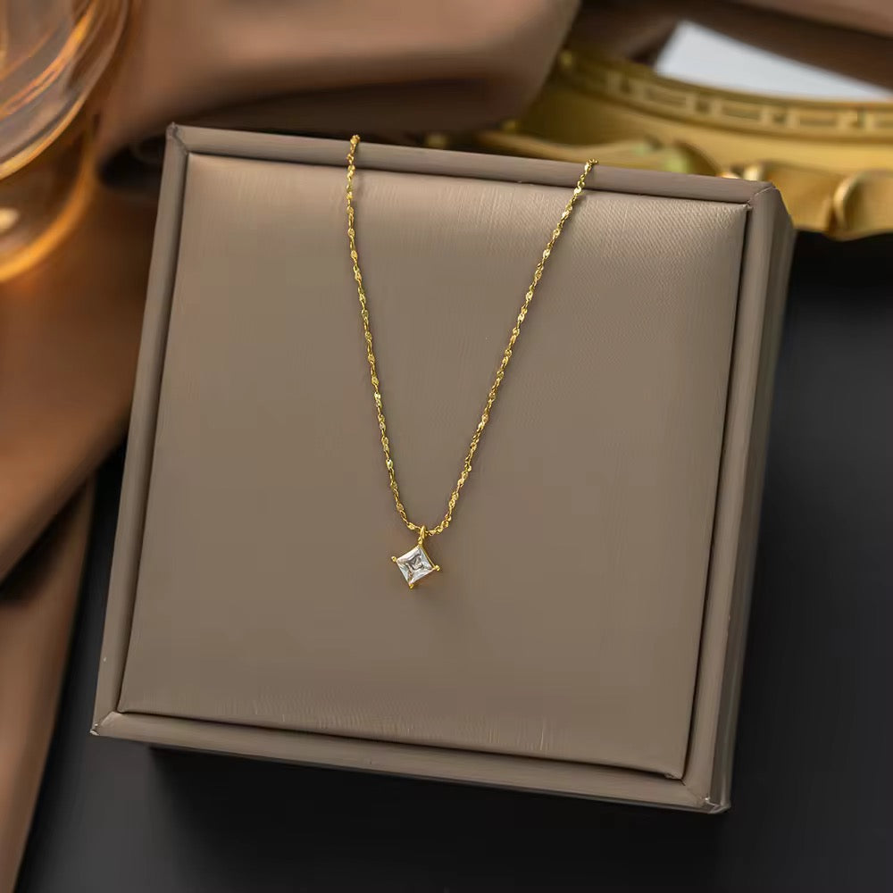 Solitaire Necklace 2.0