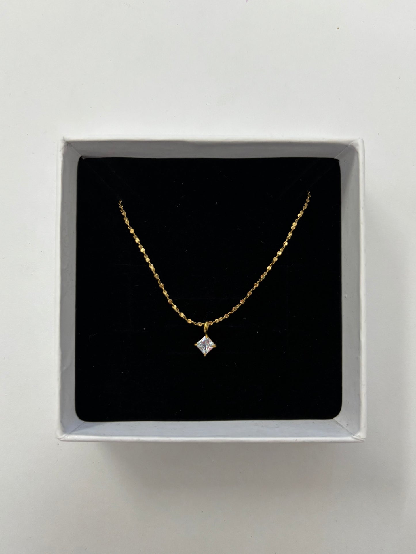 Solitaire Necklace 2.0