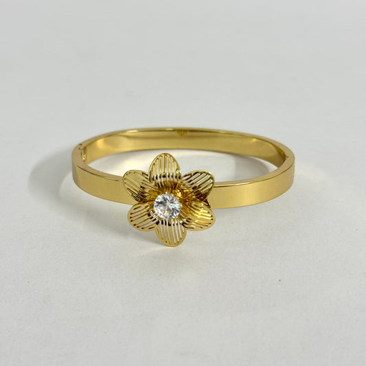 Petal Spark Bracelet (Baby Size)