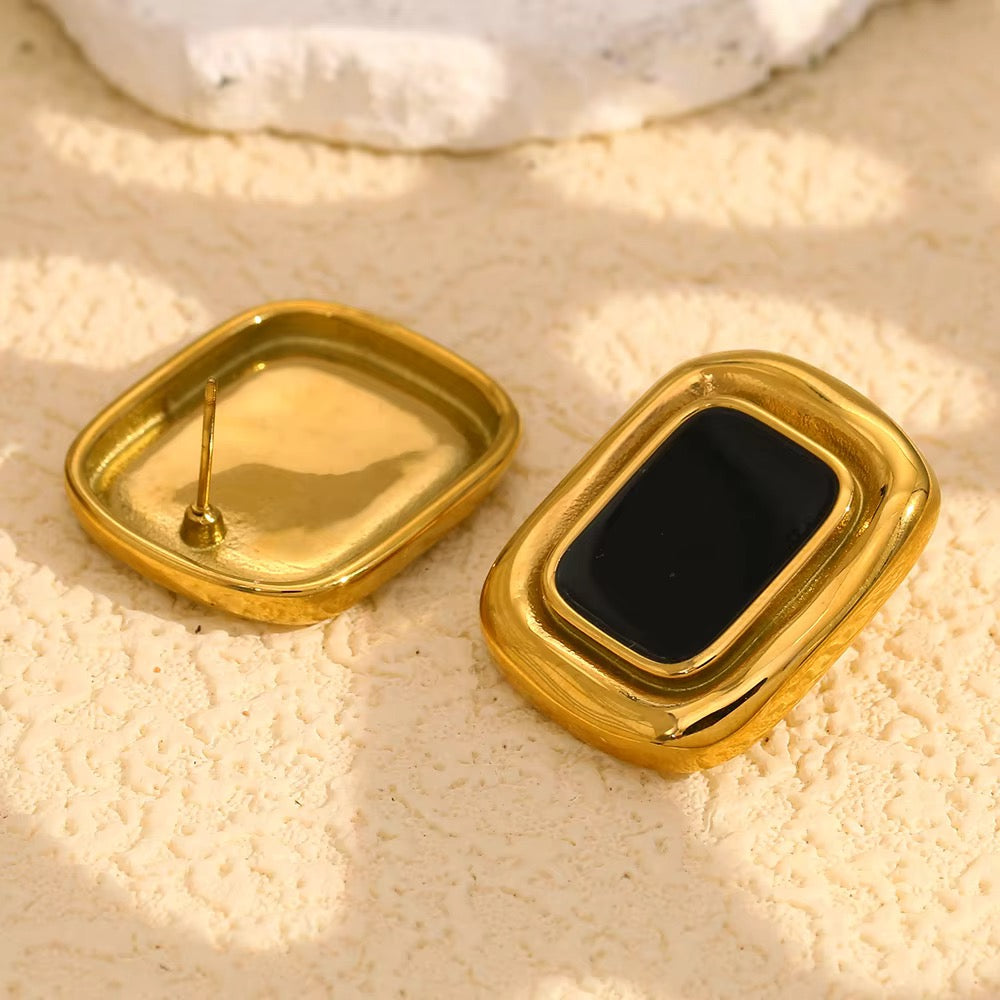 Veyra Earrings