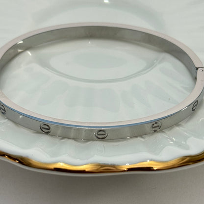 Silver Screw Bracelet (Baby Size)