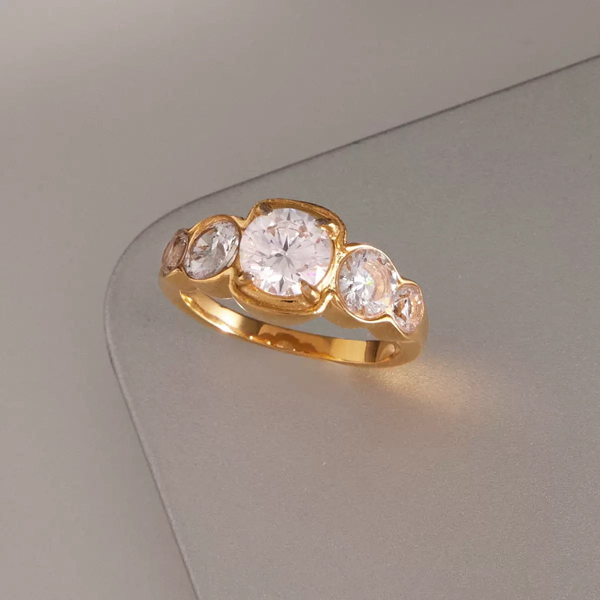 Cluster Stone Ring
