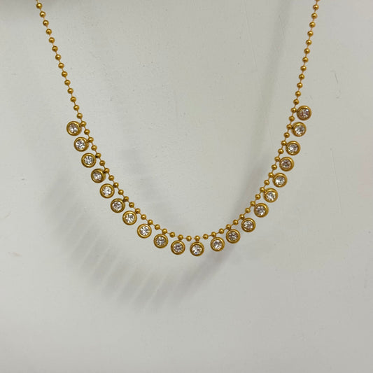 DAZZLE NECKLACE