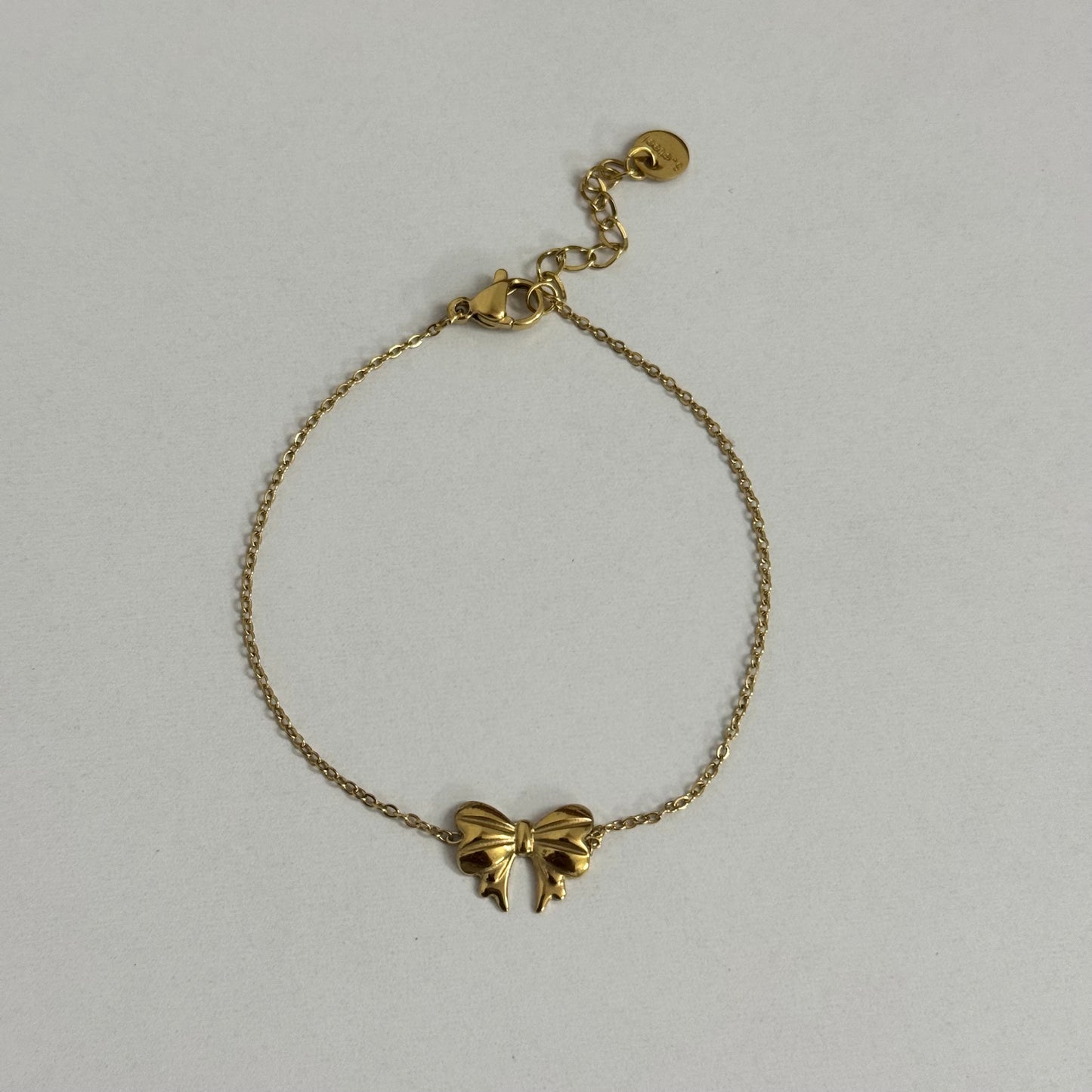 Eternal Bow Bracelet