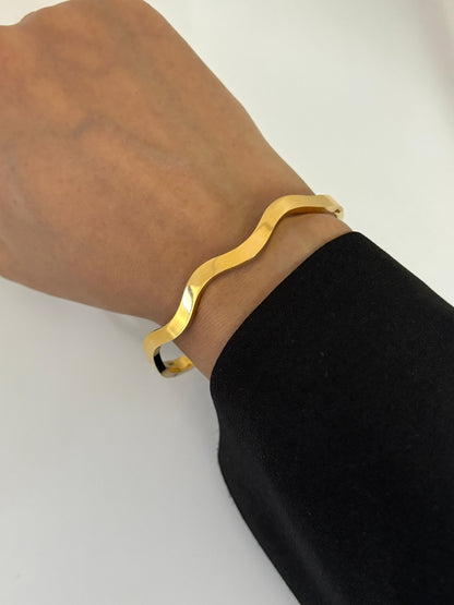 Wave Bracelet