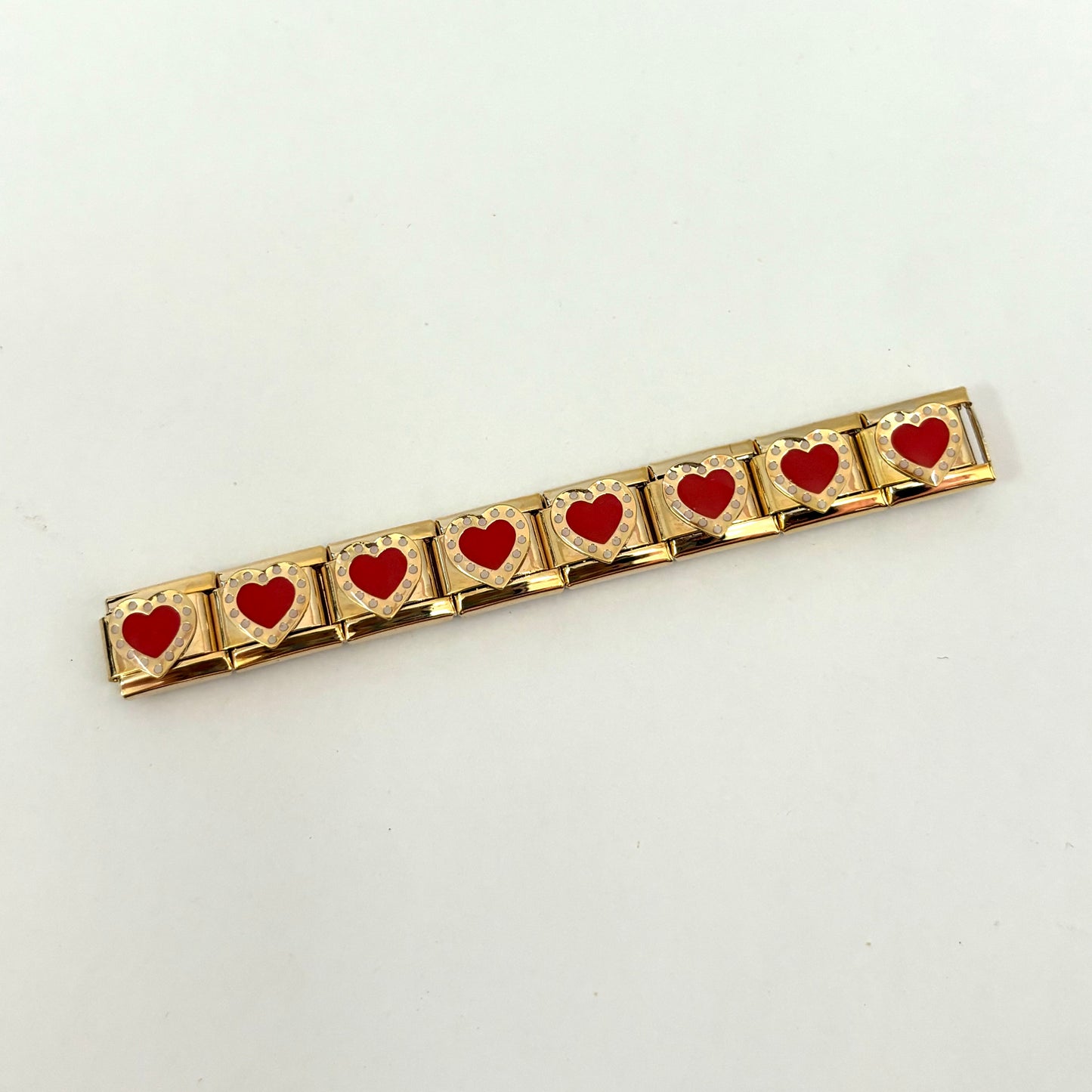 RED HEART IC