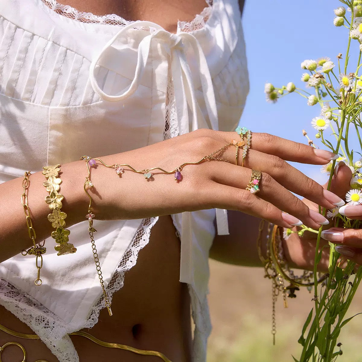 Meadow Handchain