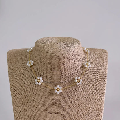 Daisy Necklace