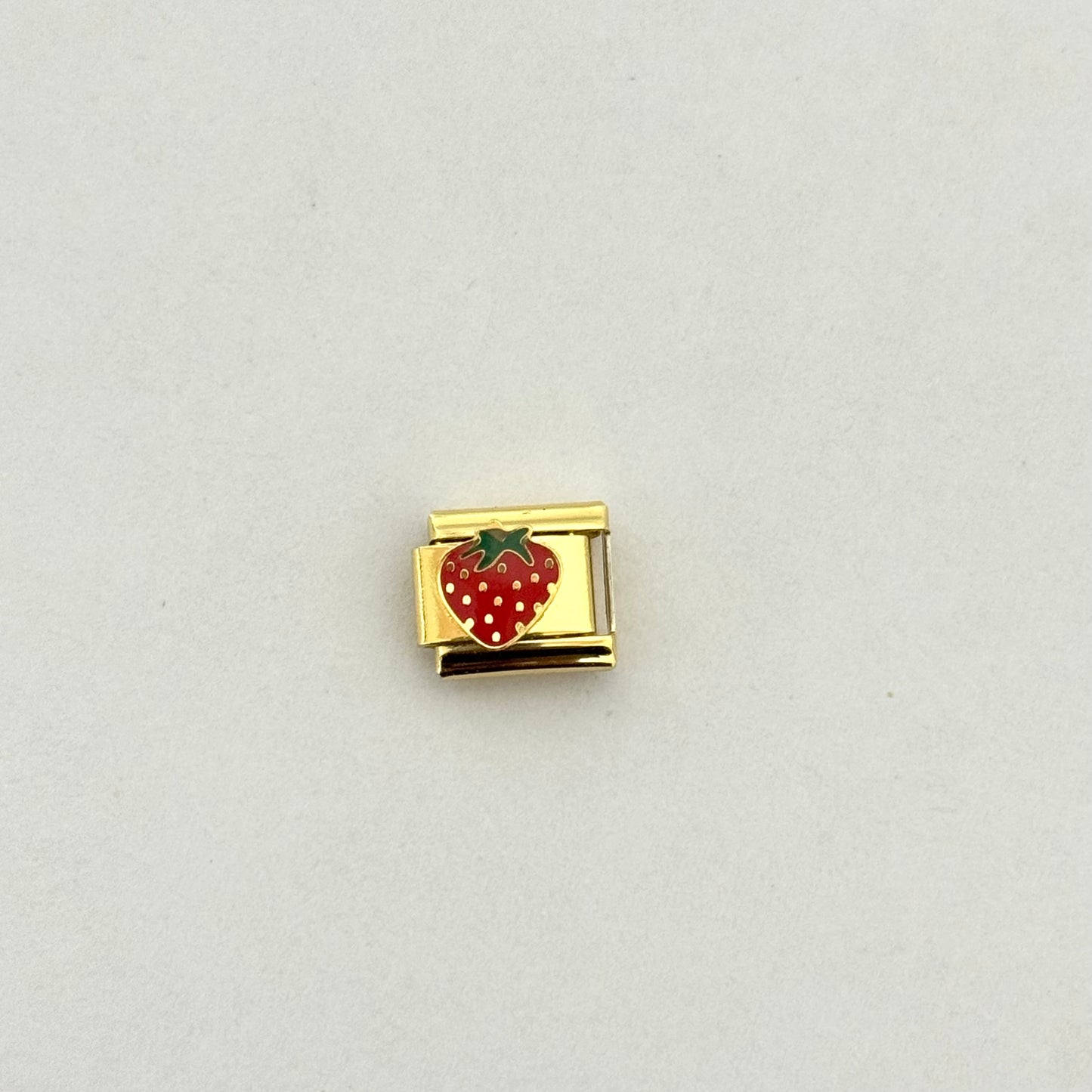 GOLD STRAWBERRY IC
