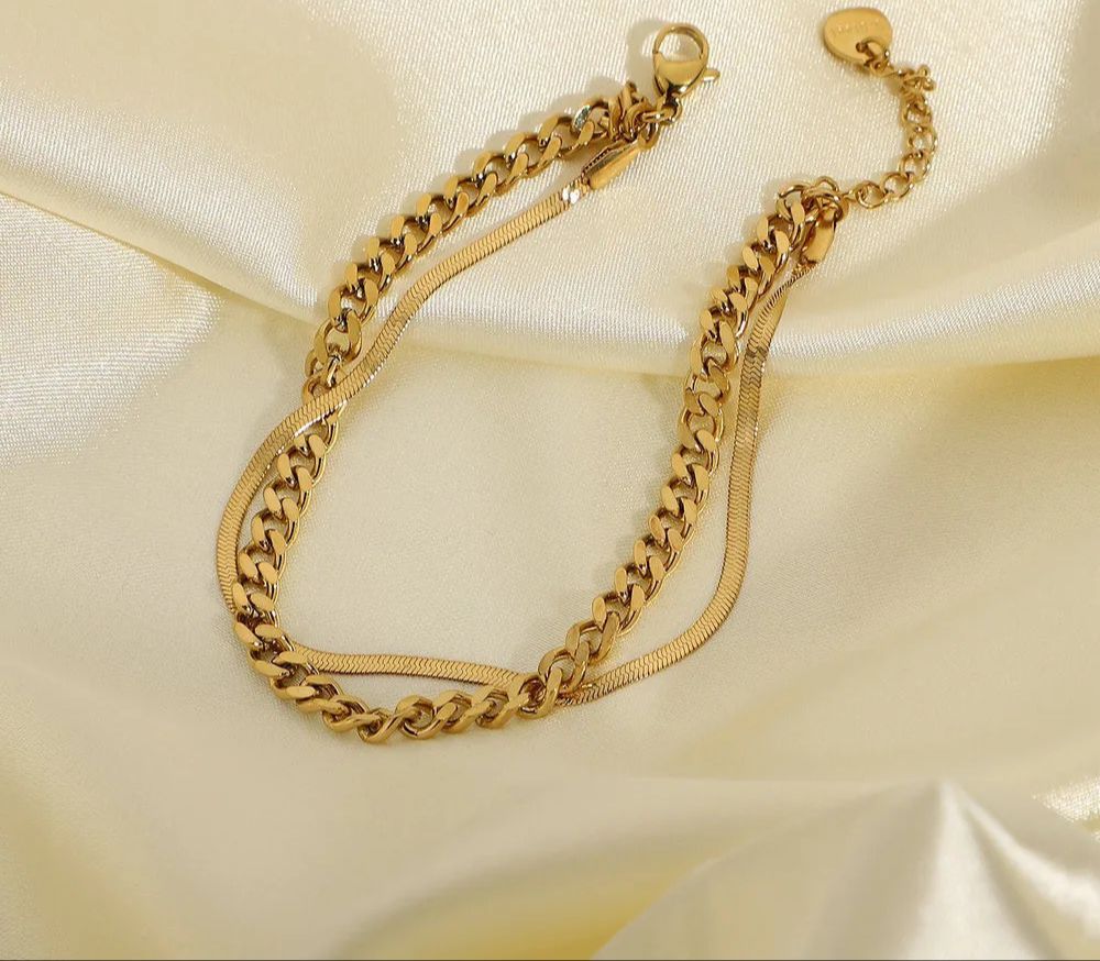 Missy Chain Bracelet main image 1