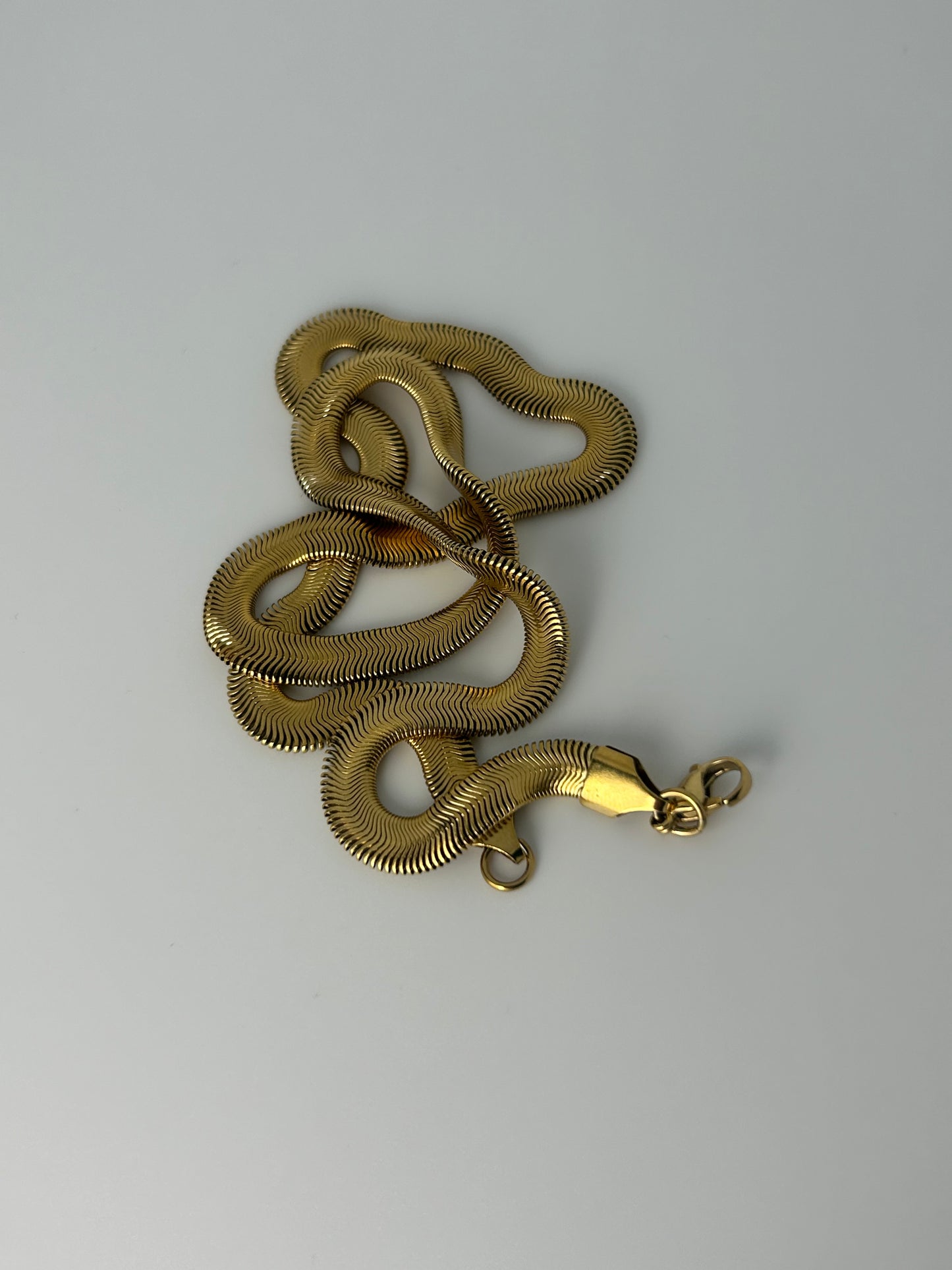 THICK SNAKE CHAIN