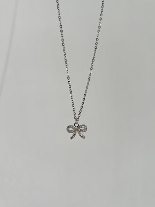 Bow Necklace