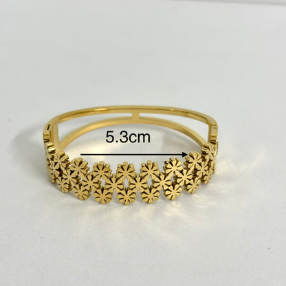 Blossom Bracelet (Baby Size)