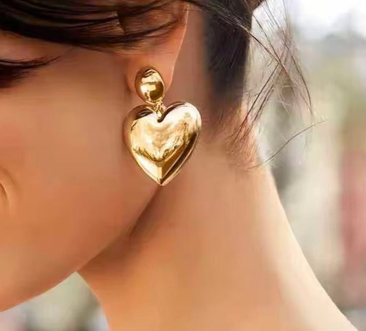 Amora Earrings