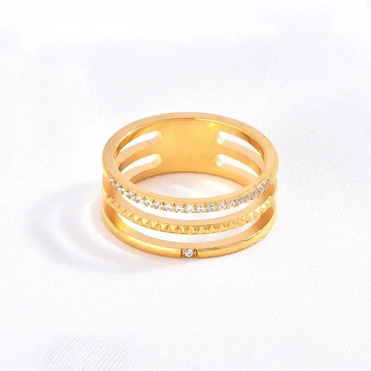 Trio Ring