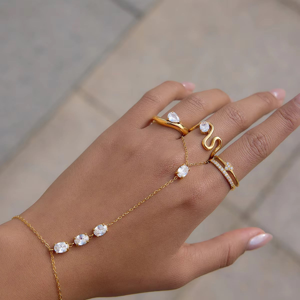 Grace Handchain
