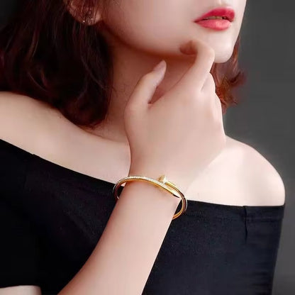 Spark Nail Bracelet (Baby Size)
