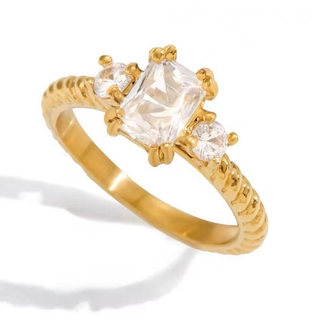 Royal Prism Ring