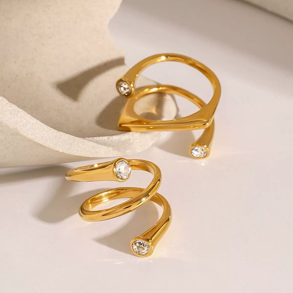Double Point Ring