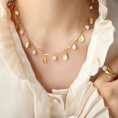 Island Pearl Necklace