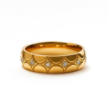 Luna Band Ring