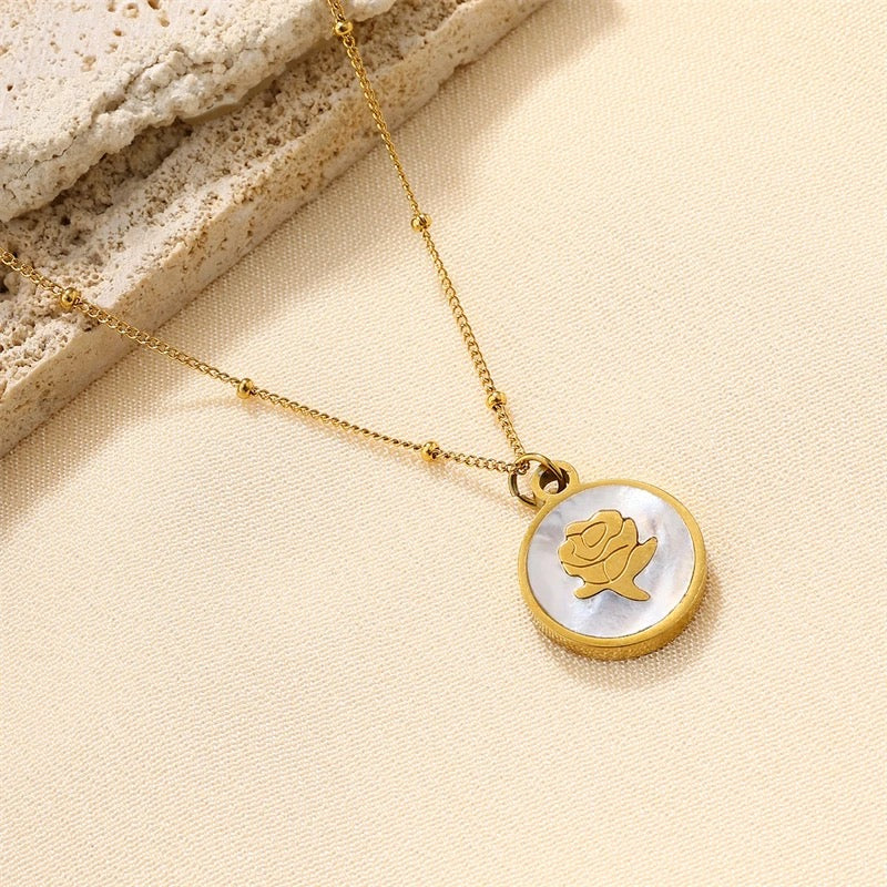 Rose necklace